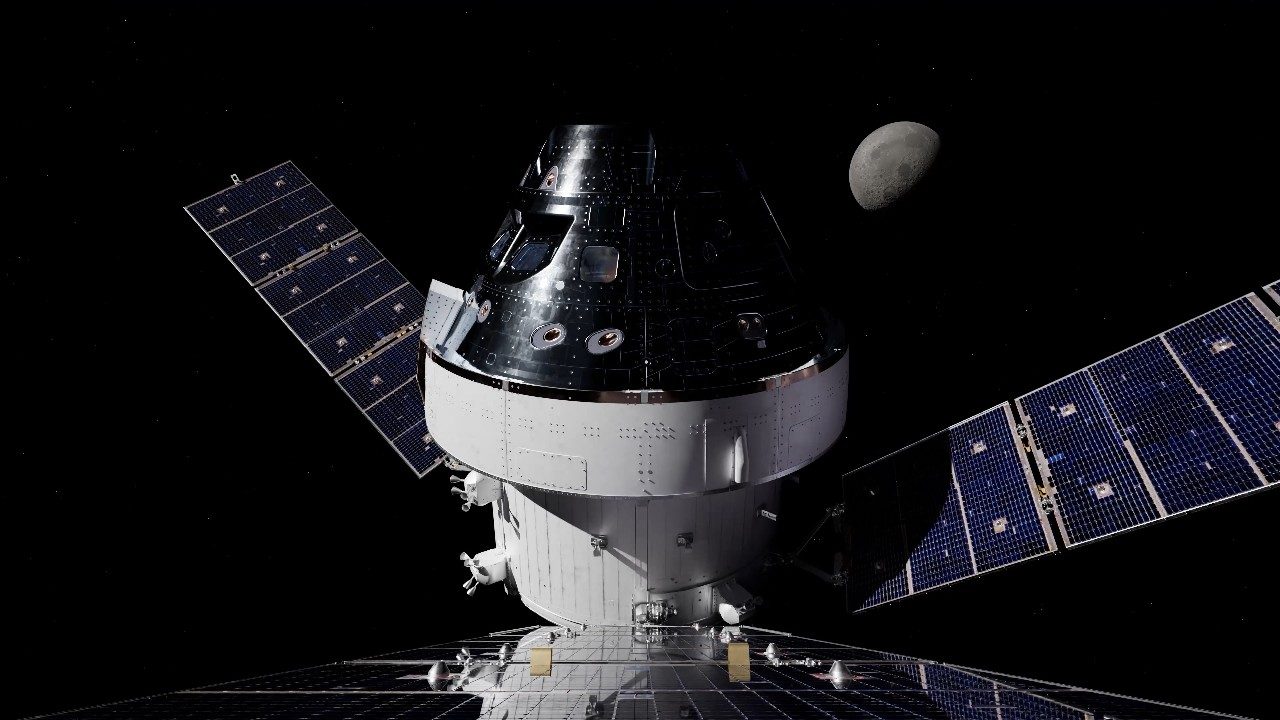 Orion Artemis II Render